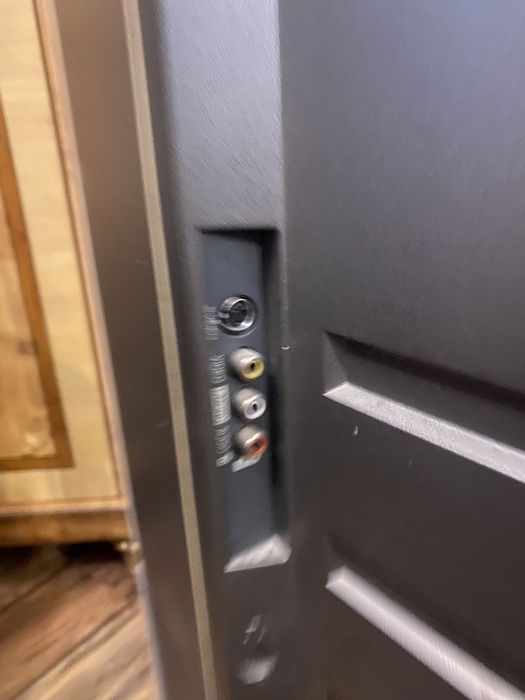 Телевизор LG CT-21Q66VE