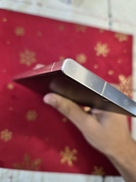 S23 ultra 256GB/8RAM