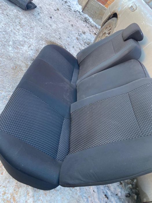 Сиденья Лада Гранта Приора Ларгус