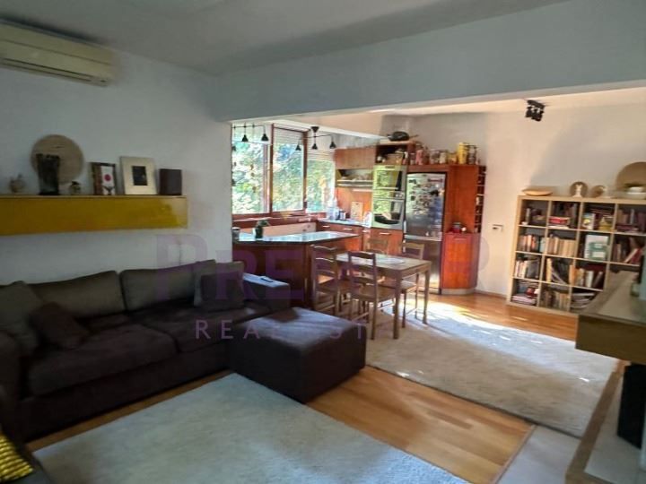 Продава се Тристаен апартамент в София, Лозенец - 99 кв.м за 4162 €/кв.м - Снимка #2