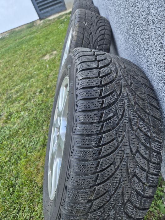 Vând jante cu cauciucuri de iarna audi