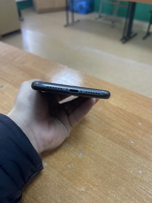 Продаю Iphone 11 128GB