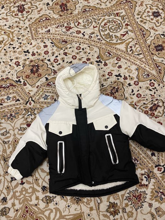 Куртка зима новая отдам все  вещи все за 10