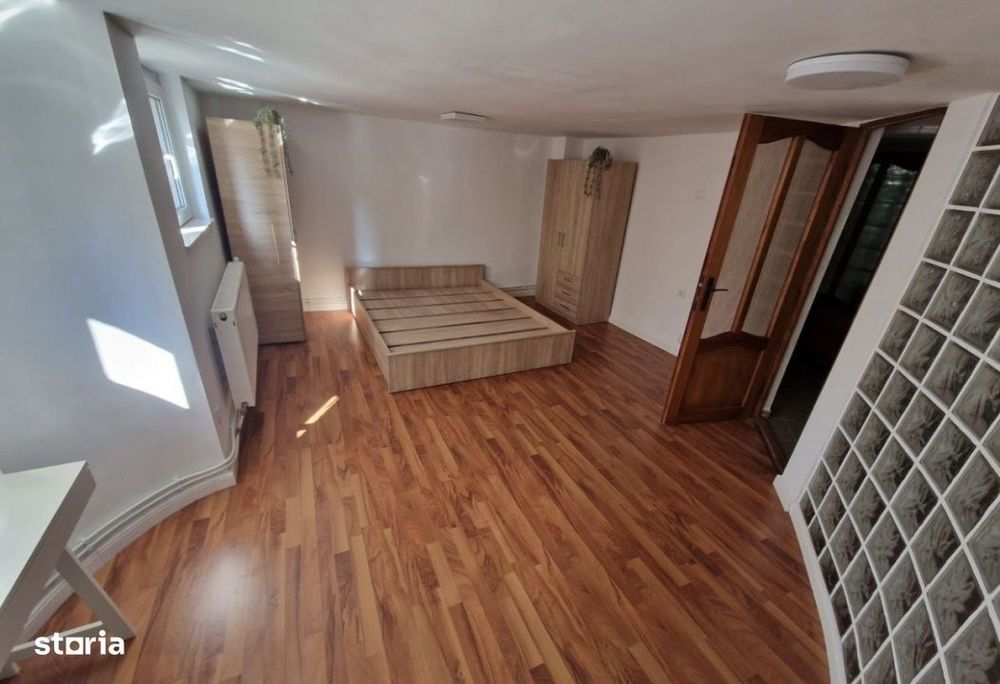 Apartament 2 camere | decomandat | demisol | zona sud-vest