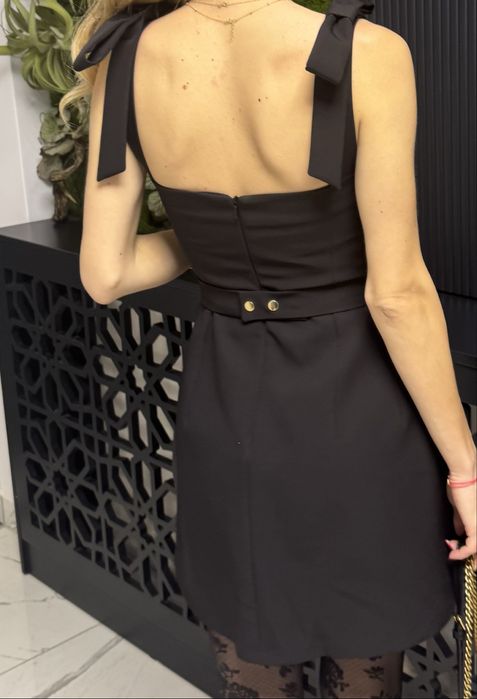 Елегантна Рокля Junona