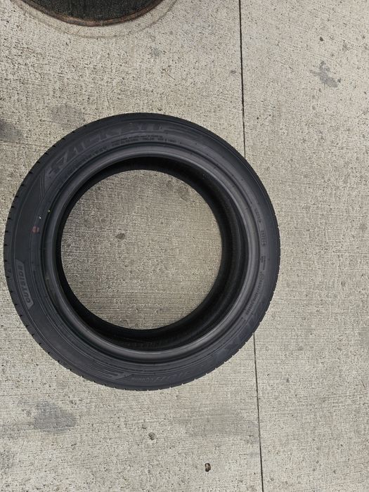 De vanzare 215 50 r18 falken 2024