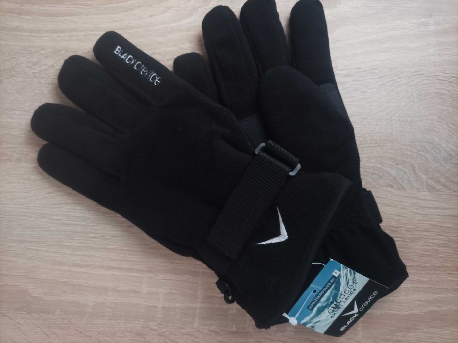 Нова каска  с очила -размер 54-58 и ръкавици