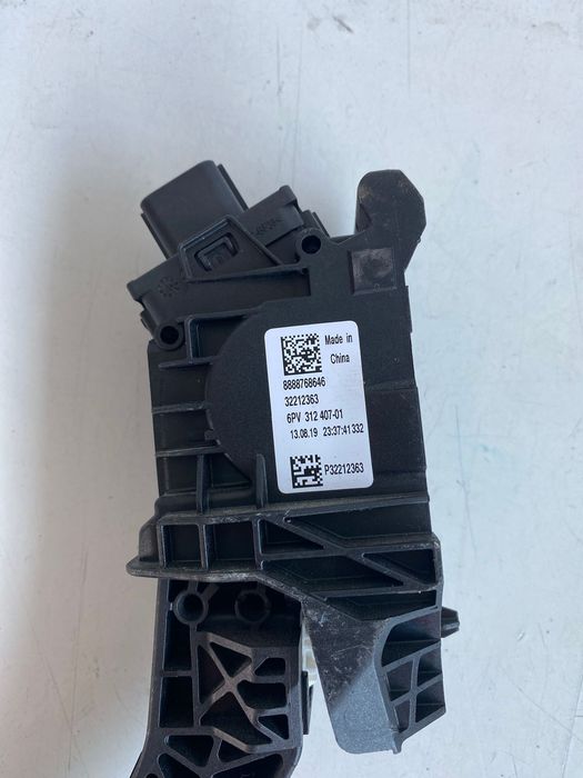 Pedala de acceleratie Volvo XC40 32212363