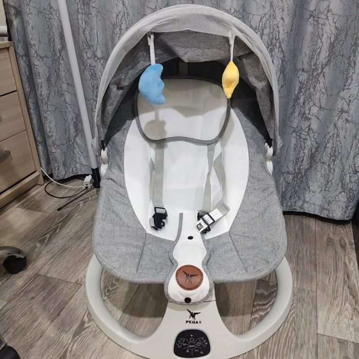 Шезлонг детский в отличном состоянии