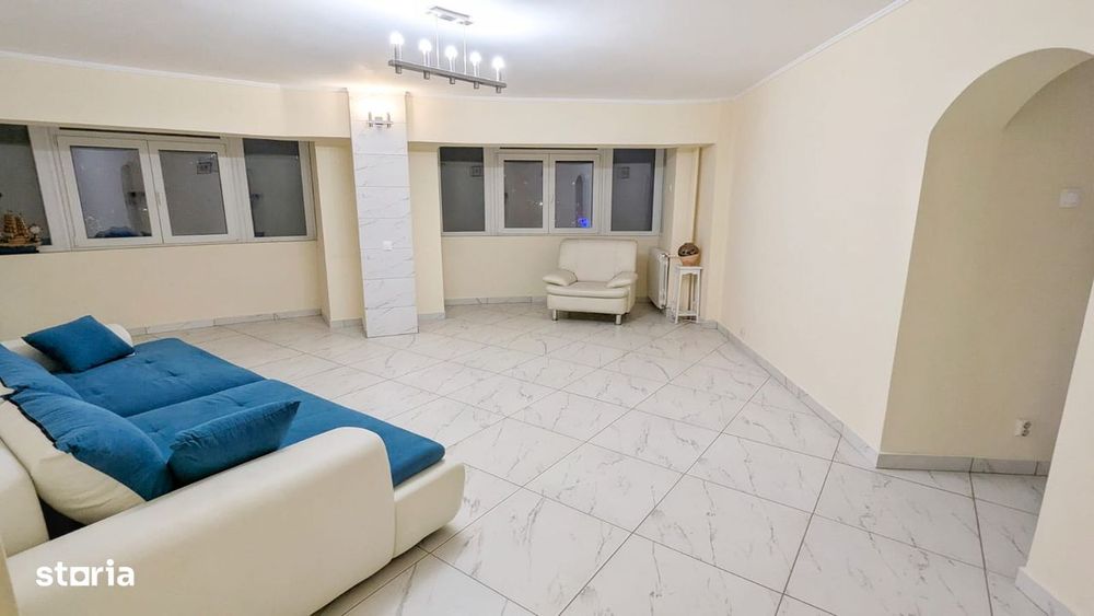 Alba Iulia,Unirii, 3 Camere 103 mp 2 bai, Refacut Total, Locuit, Birou