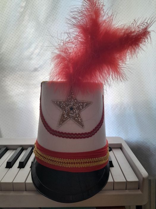 Офицер   шапка..