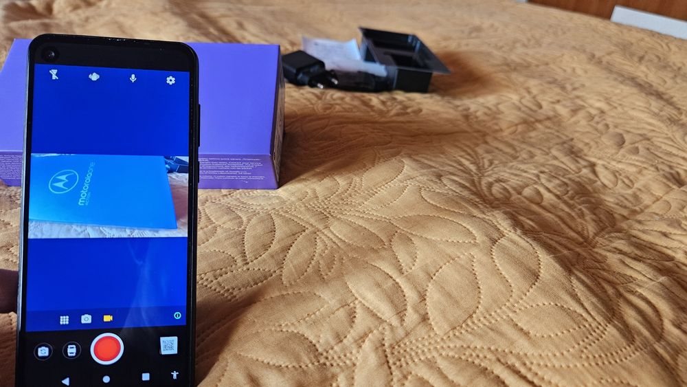 Motorola One Action Моторола