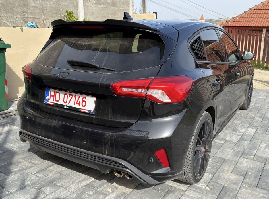 Ford focus st line