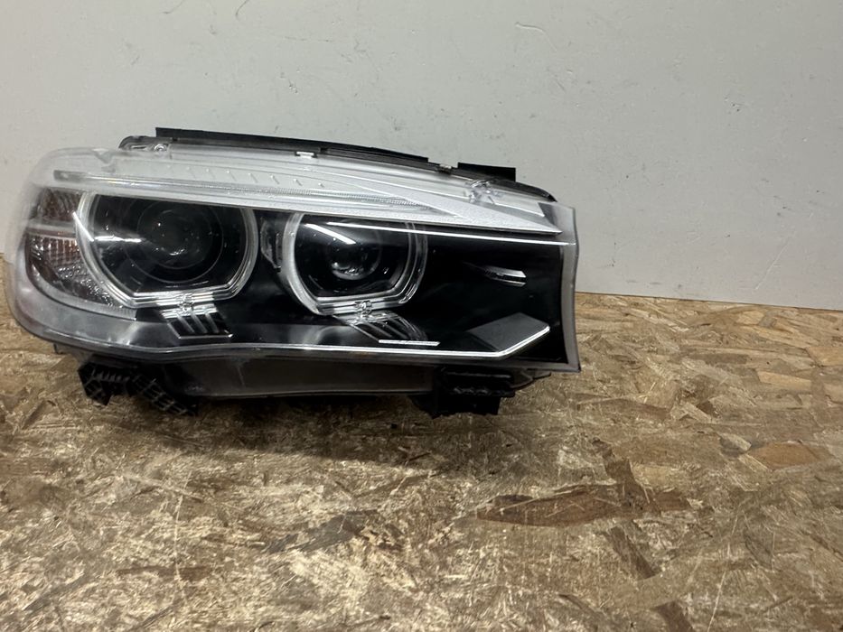 Far faruri bmw X5 F15 X6 F16 bi xenon 2014-2018 dreapta