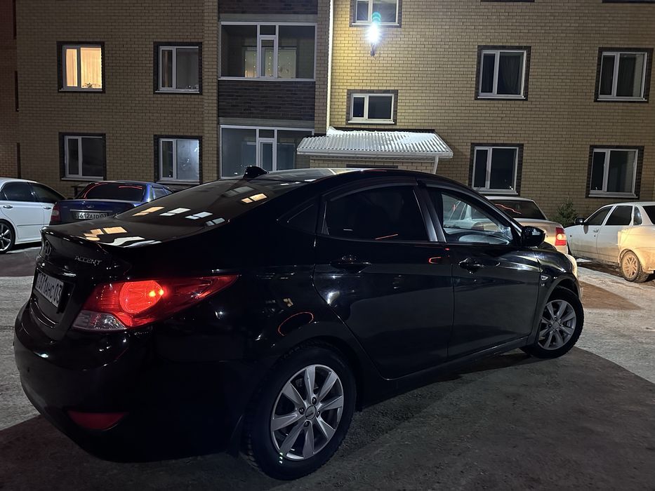 Хюндай акцент 2013 год