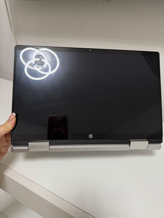 Hp pavilion x360 i3