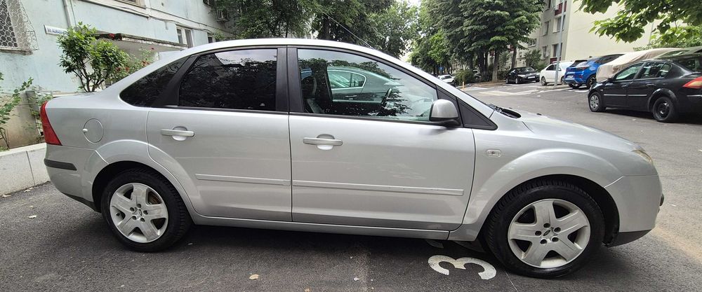 FORD Focus 2007 — imagine 4