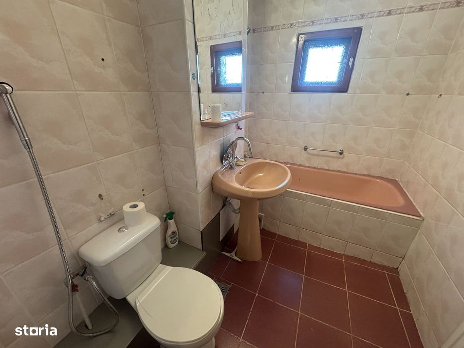 Nemobilat 3 camere 85 mp cu grădină Tatarasi Metalurgie