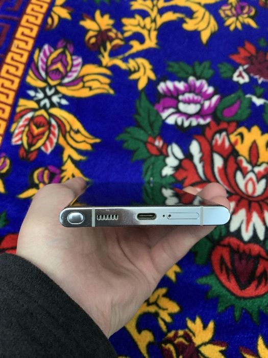 Telefon sotiladi Galaxy S22 Ultra Телефон сотилади