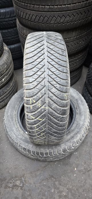 Гуми 2бр 215/60/17 - 1бр  - 25 евро