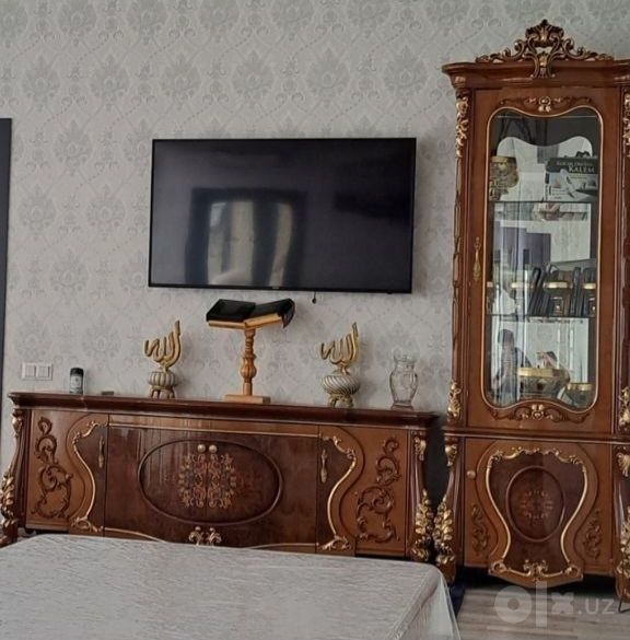 Mebel sotiladi srochni