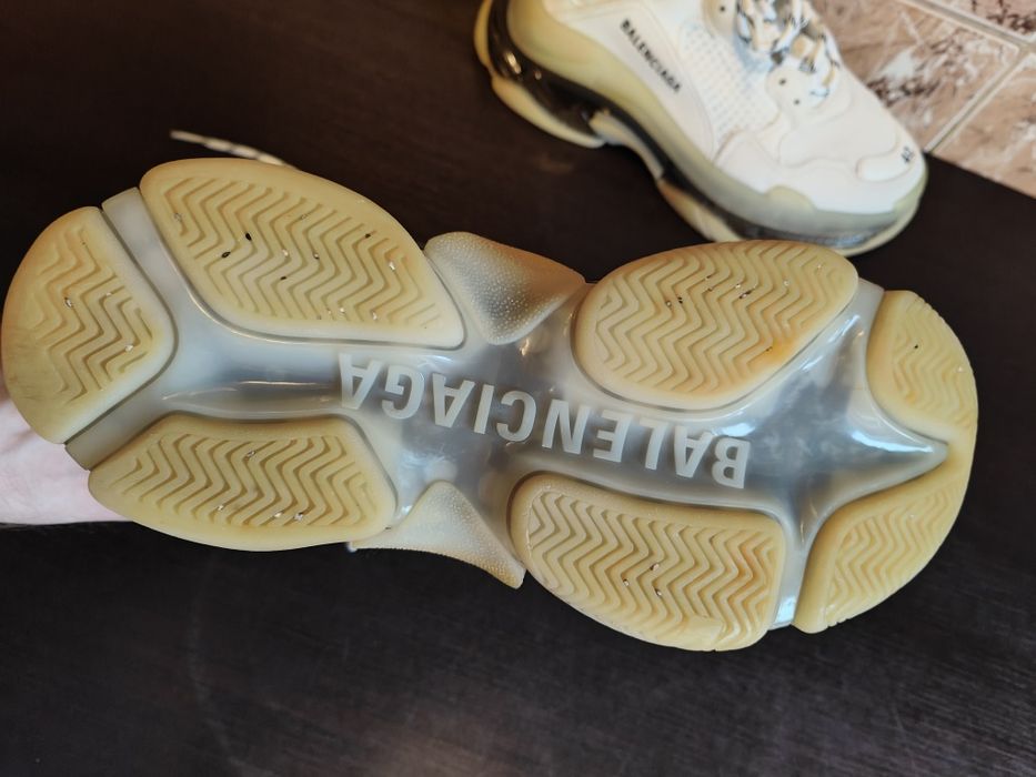 Balenciaga Triple S ART. NO.541624