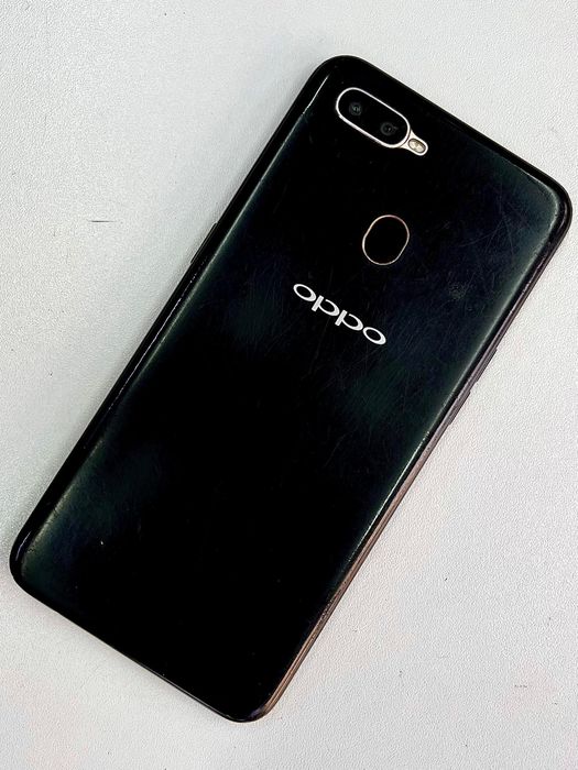 Продам OPPO A5s.