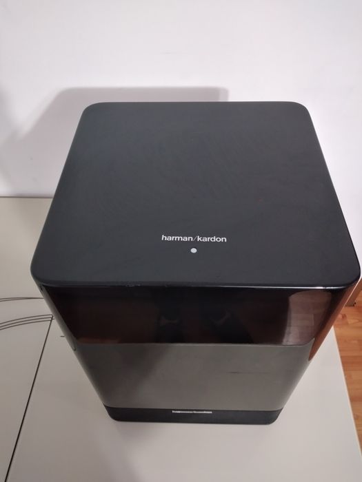 Vând subwoofer Harman kardon ts 7