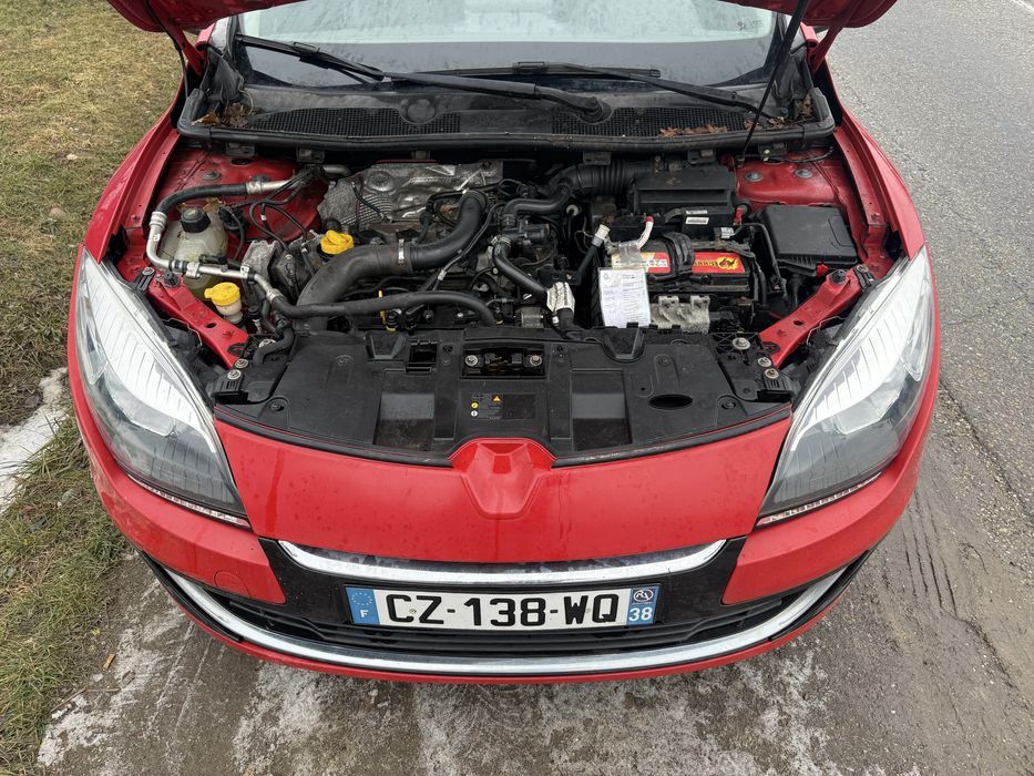 Vand 2 Renault Megane 3 Break-1.5 dci-1.2 tce-motoare defecte
