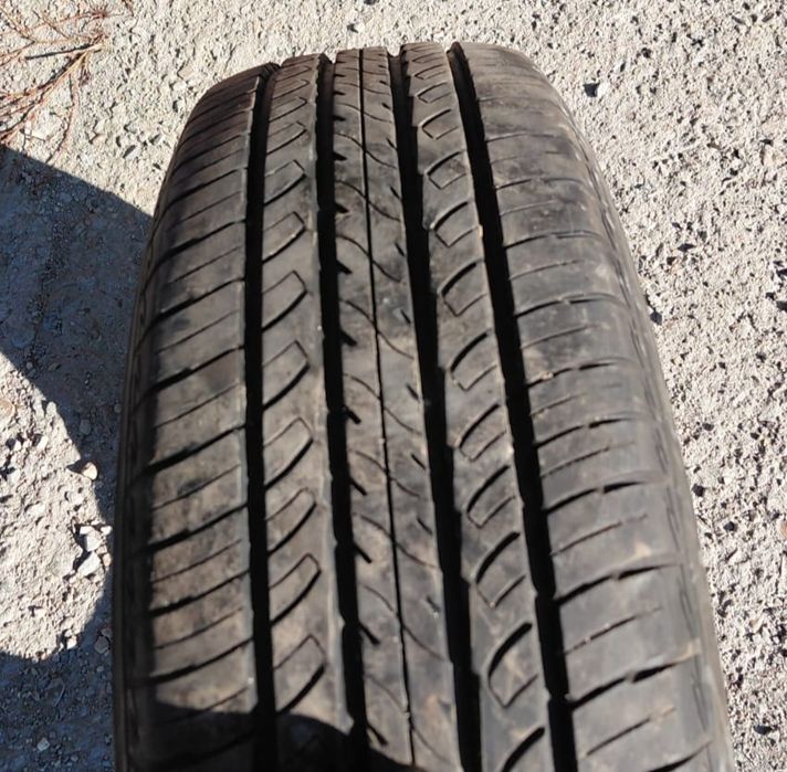 Продам шины летние Maxxis pragmatra