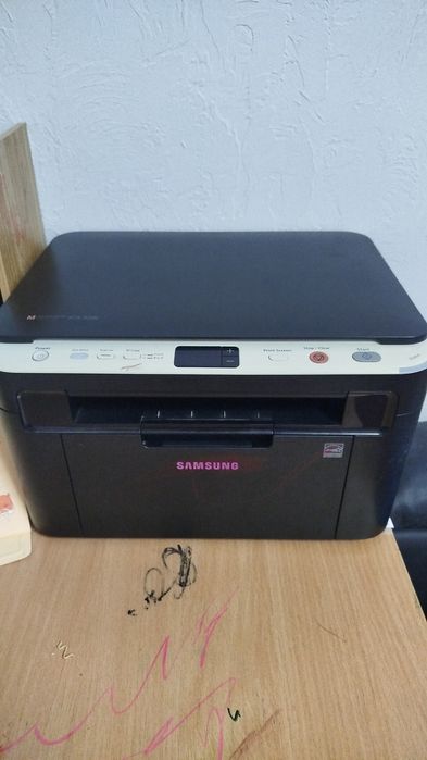 Лазерный принтер ринтер Samsung