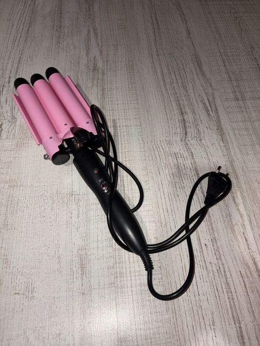 Маша за ретро къдрици