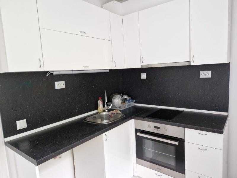 Дава се под наем Двустаен апартамент в Бургас, Братя Миладинови - 55 кв.м за 448.8 € - Снимка #2