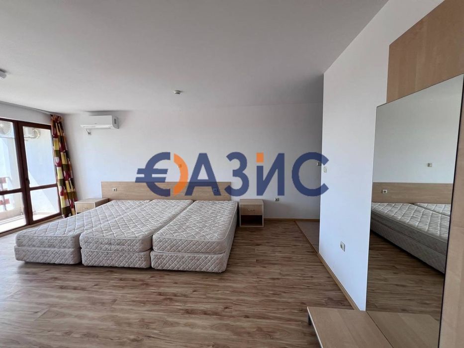 Продава се Едностаен апартамент в к.к. Слънчев бряг - 60 кв.м за 892 €/кв.м - Снимка #4