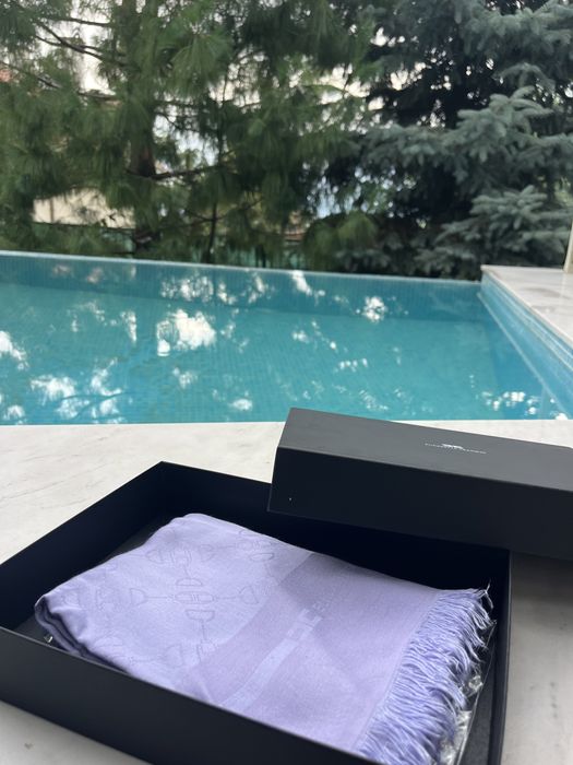Elisabetta Franchi шал чисто нов