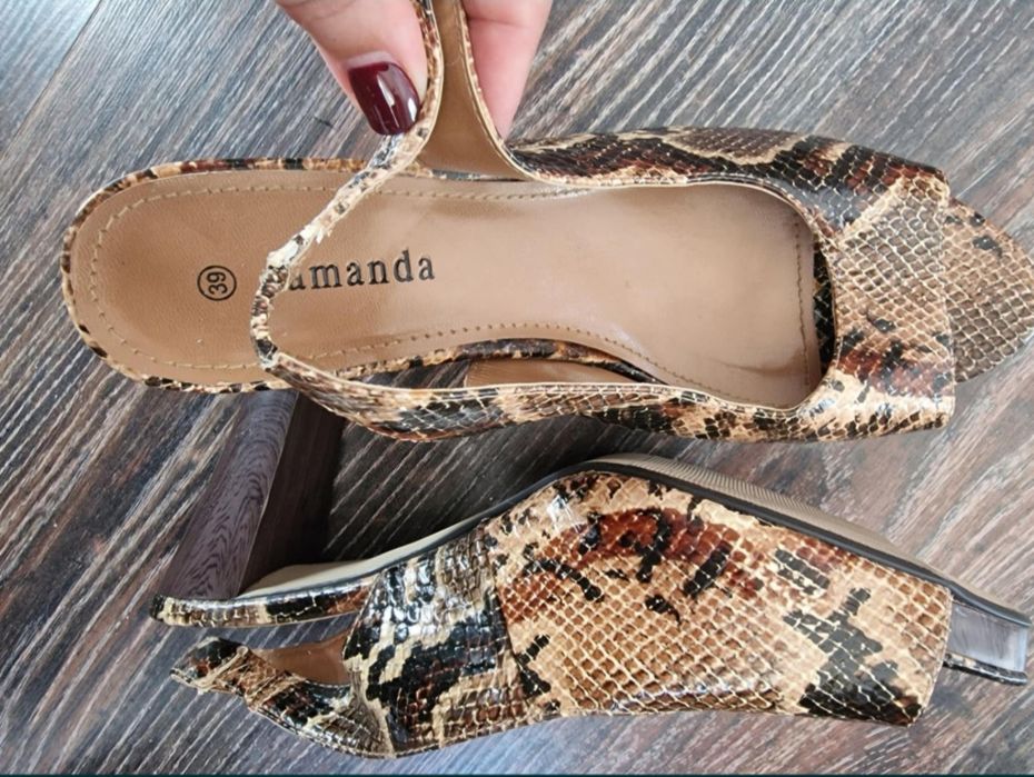 Sandale animal print