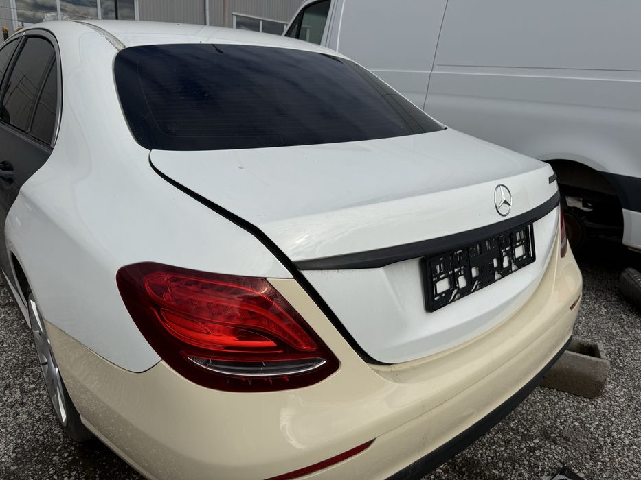 Заден капак Мерцедес Е класа w213