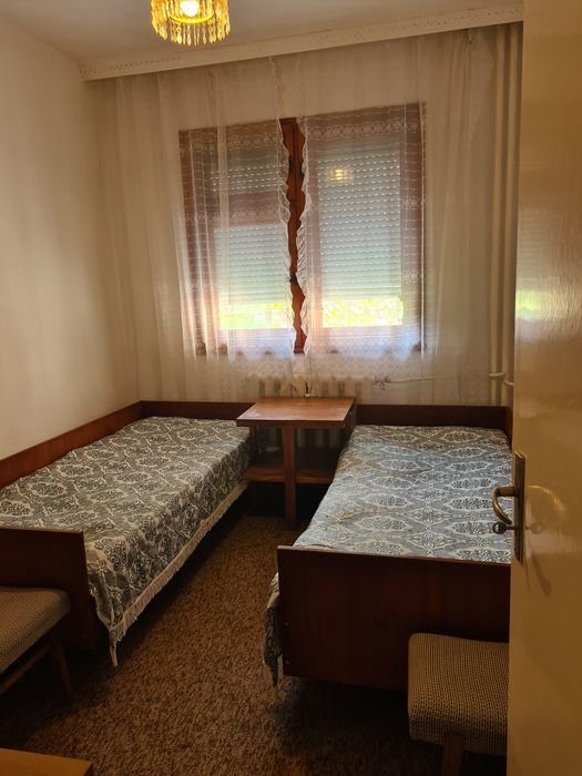 Дава се под наем Двустаен апартамент в Пловдив, Кършияка - 60 кв.м за 306 € - Снимка #2