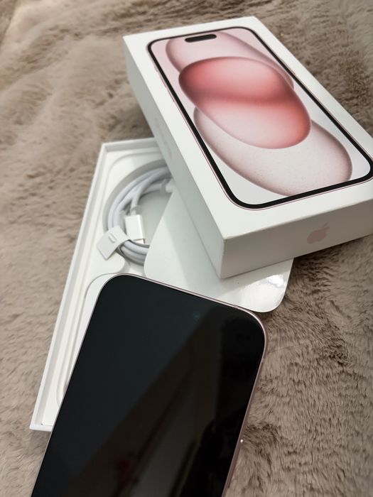 Iphone 15 pink 256 GB