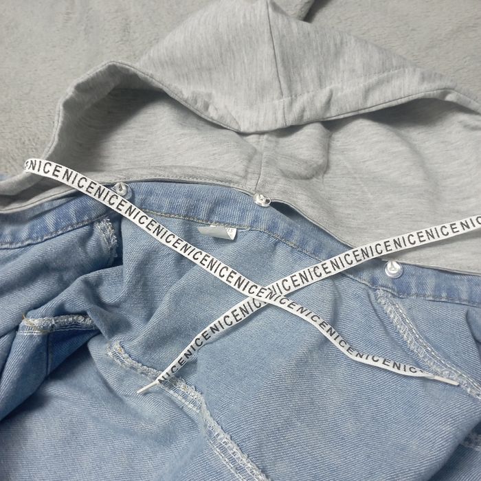 Джинсовая куртка женская