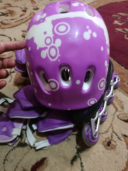 Ролик продаётся за 150