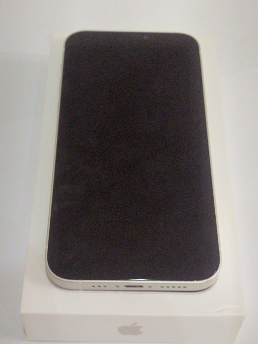 Срочно iPhone 12, в идеале