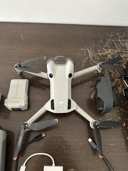 Дрон Dji mini 4 pro