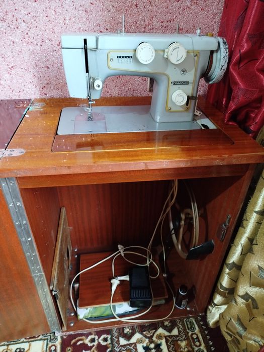 Швеная машина патдолск