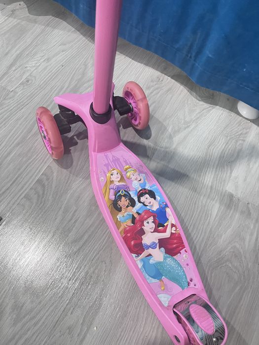 Продам самокат для девочки