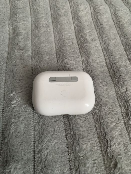 обменяю айфон хс и продам аирподс про