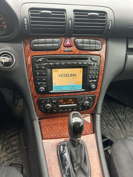 Мерцедес Ц класа 2,2цди на части/mercedes w203 c-clase2,2cdi na chasti