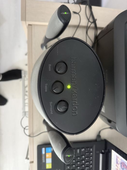 Sistem 2.1 Harmand Kardon Hk695