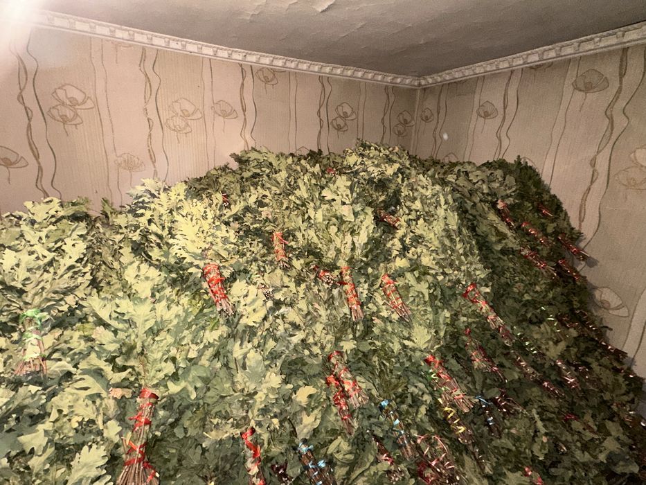 Дубовые банные веники