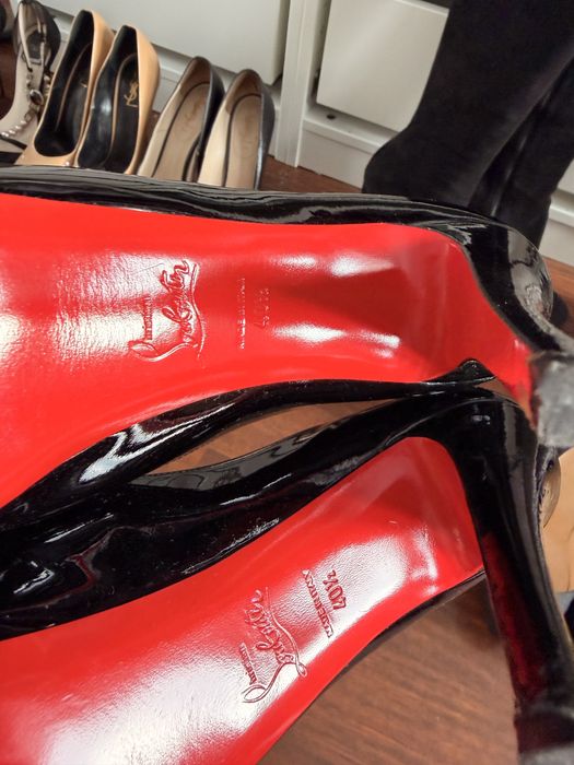 Vand colectie Chizme Pantofi  Christian Louboutin 40, 40/5, 41